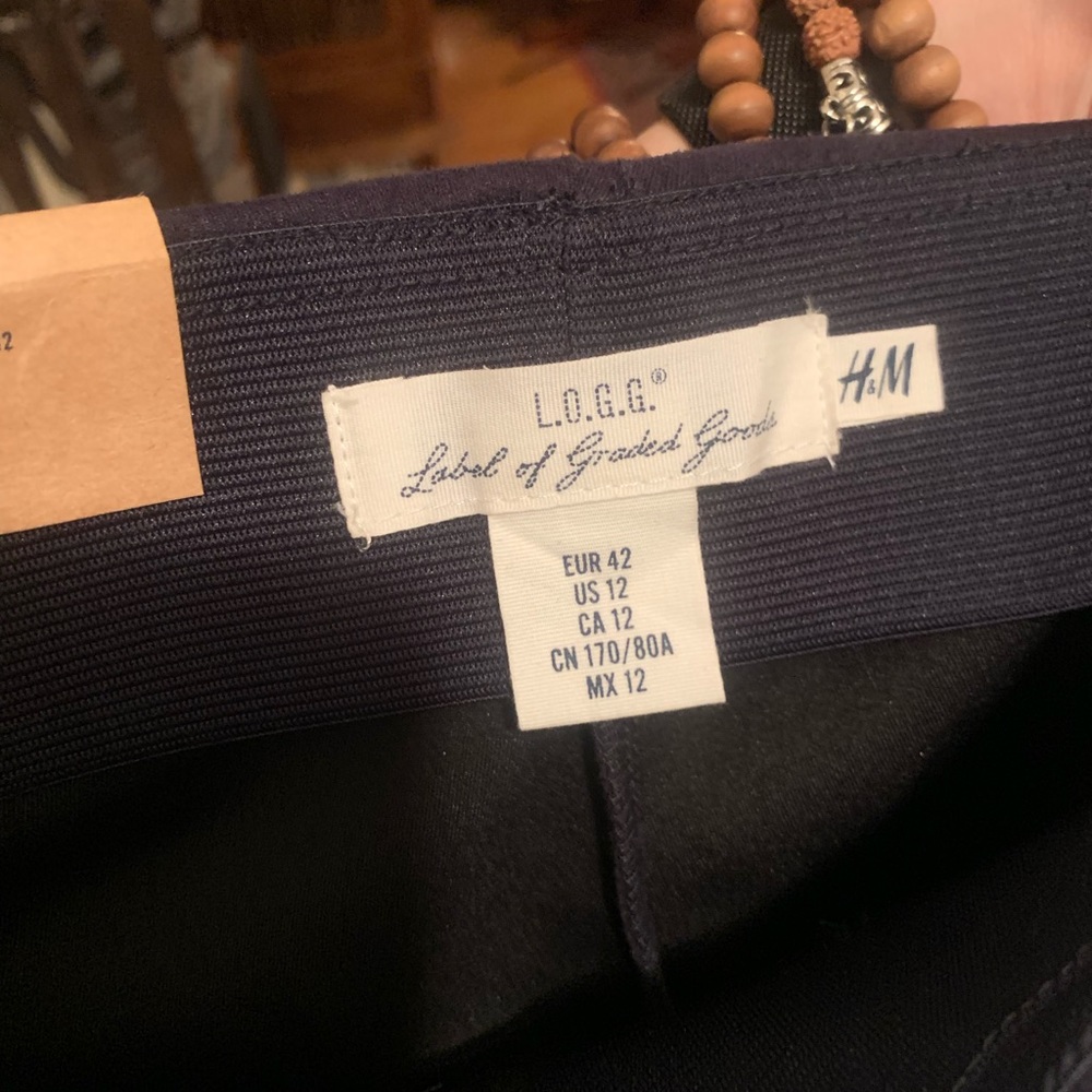 H&M L.O.G.G size EUR42, US12, CN 170/80A